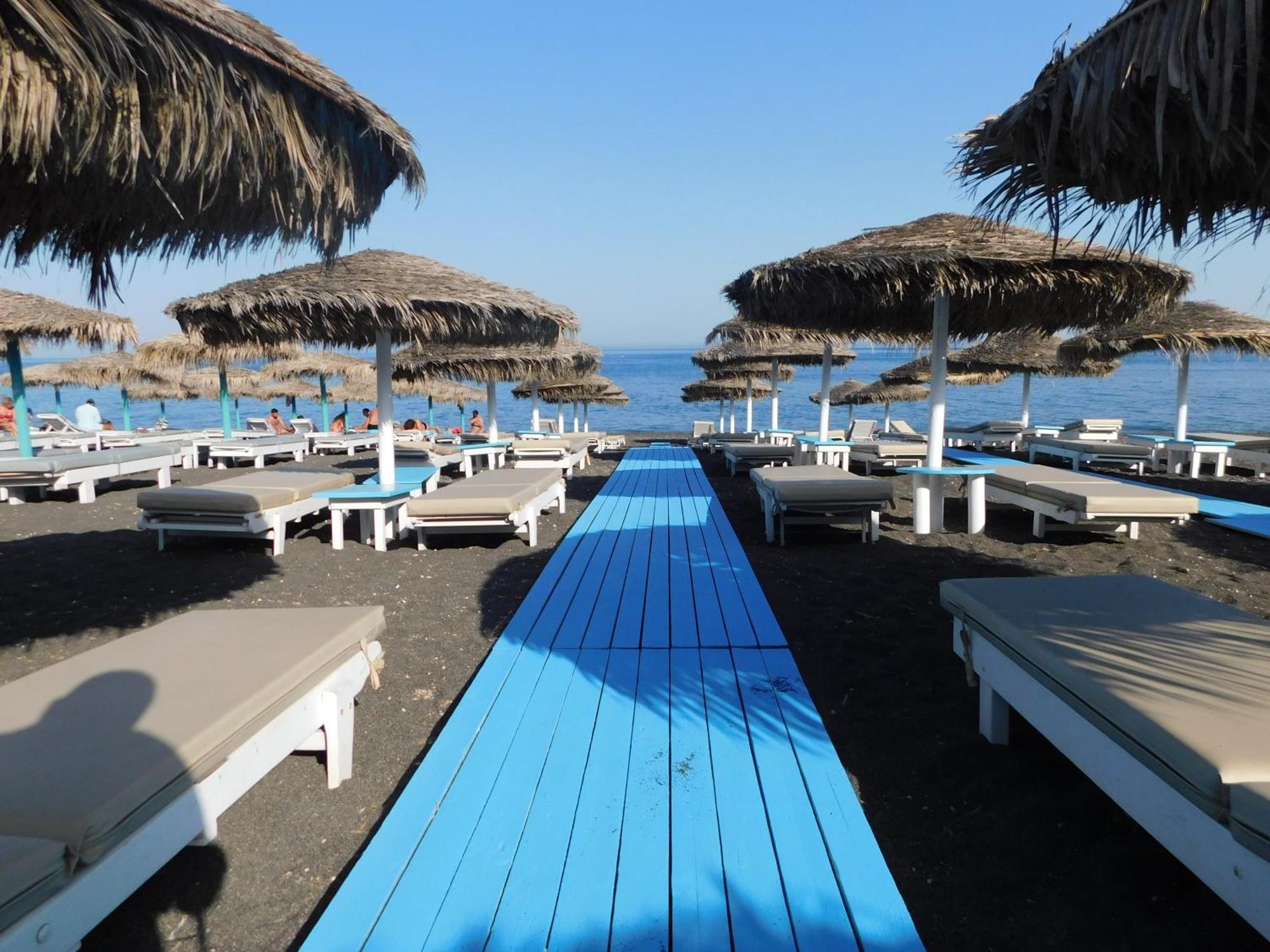 Happy Fish Rooms- Beachfront 페리사 외부 사진